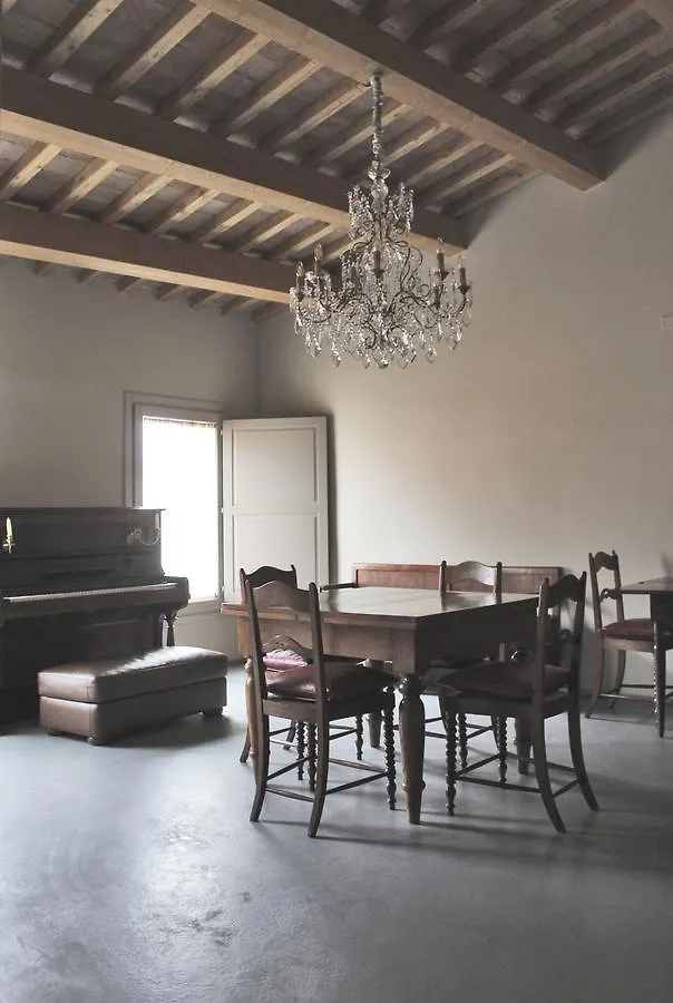 La Vecchia Soffitta Ξενοδοχείο Cotignola 0*,